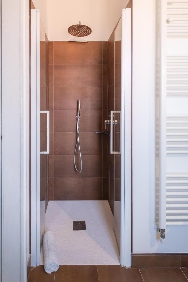 Fabula Rooms 3 Suites With Private Bathroom Bologna Ngoại thất bức ảnh