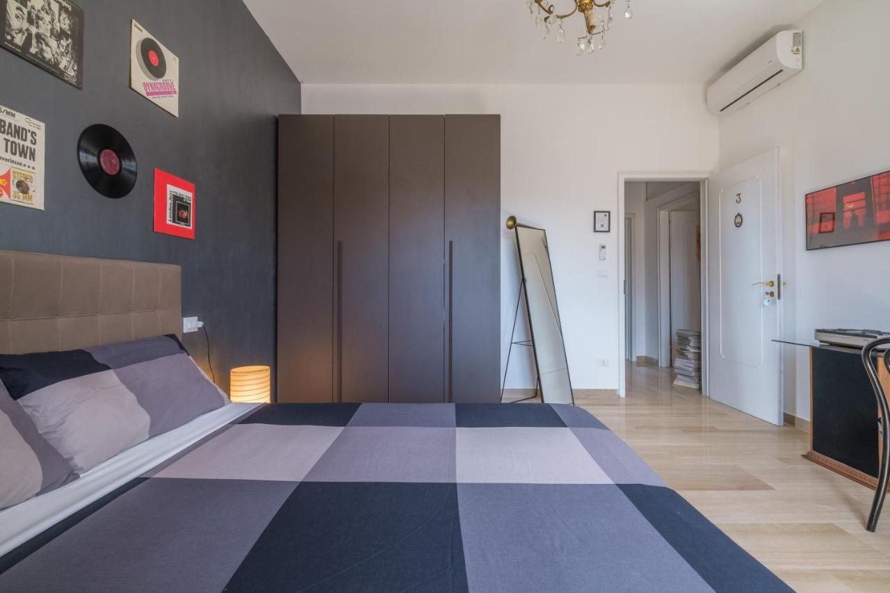 Fabula Rooms 3 Suites With Private Bathroom Bologna Ngoại thất bức ảnh