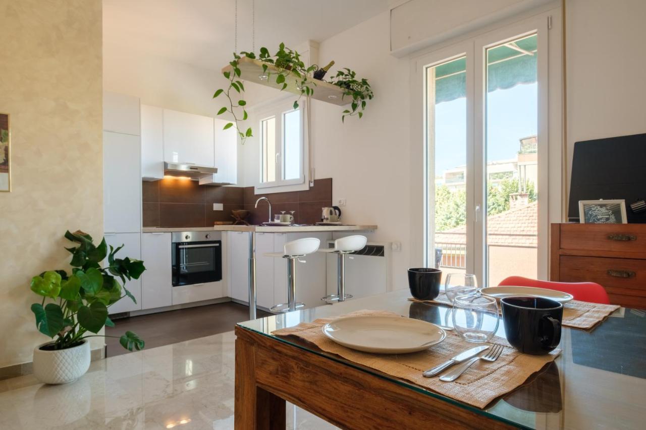 Fabula Rooms 3 Suites With Private Bathroom Bologna Ngoại thất bức ảnh