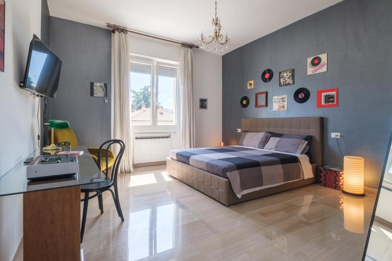 Fabula Rooms 3 Suites With Private Bathroom Bologna Ngoại thất bức ảnh
